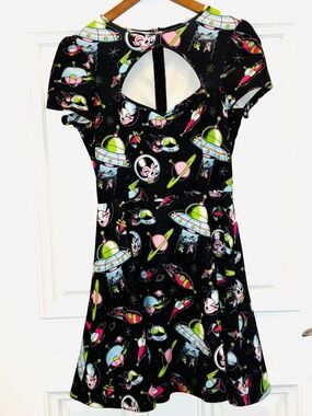 Sourpuss Clothing Alien UFO Space Pop Art RARE Dress w/ Cut Out bust Sz Small